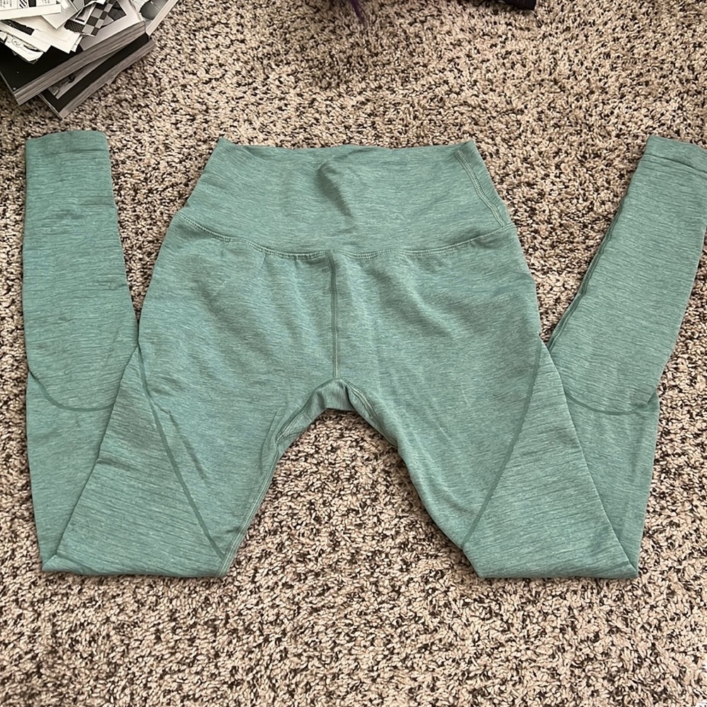 Alphalete revival leggings